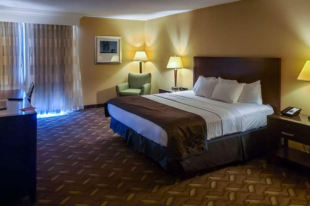 Clarion Inn & Suites Roswell Rum bild