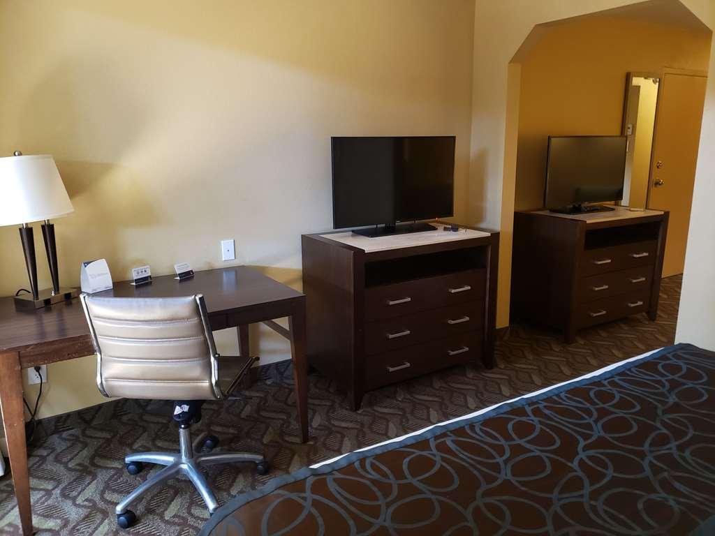 Clarion Inn & Suites Roswell Rum bild